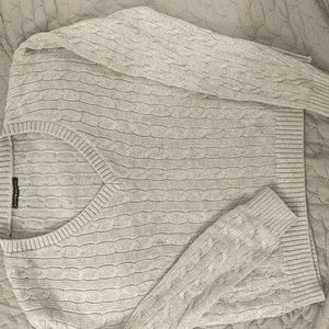 Brandy Melville Gray Cable Knit Sweater